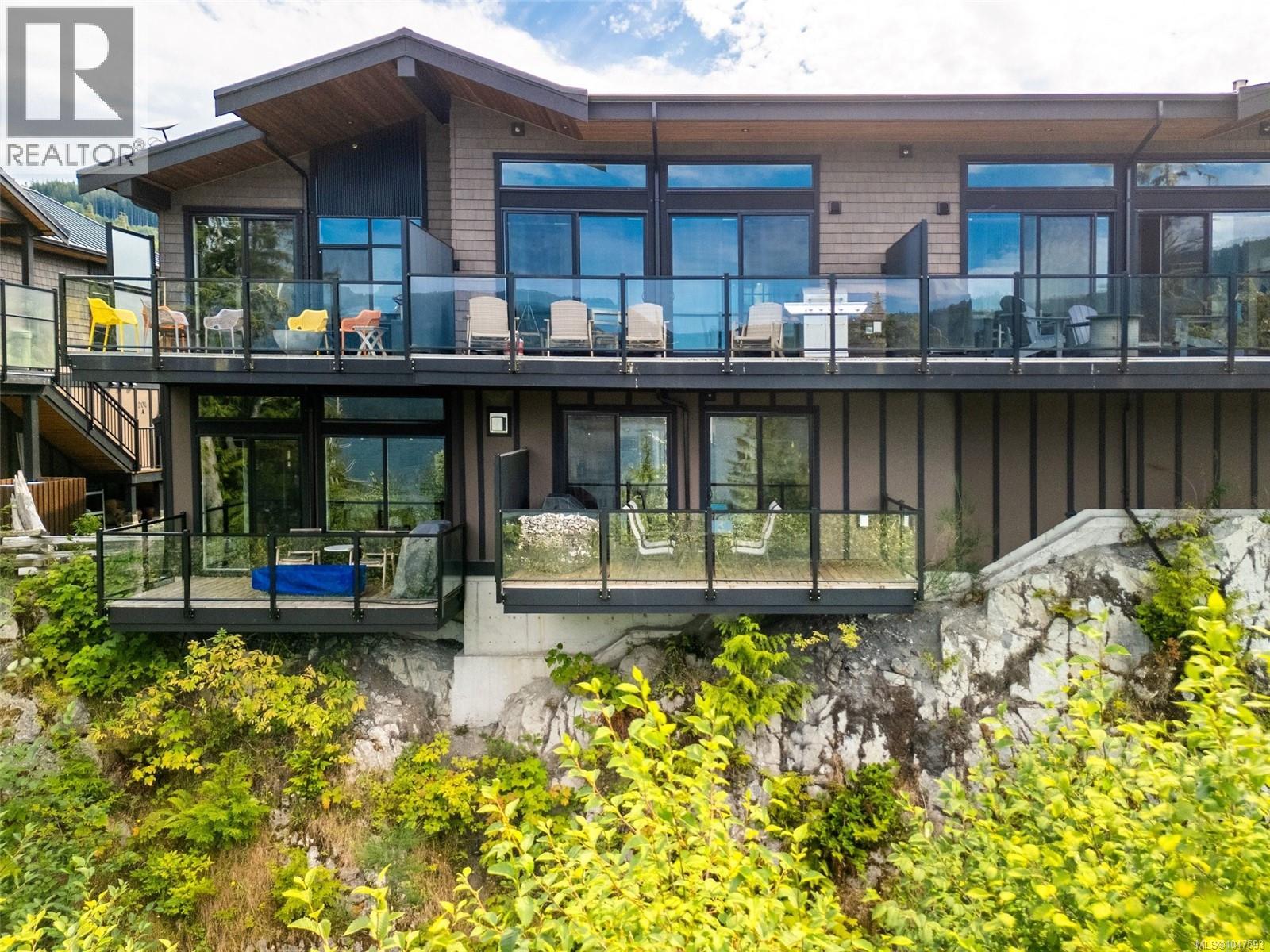 208B 6596 Baird Rd, Port Renfrew
