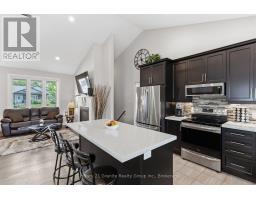 39 Windover Drive, Minden Hills, ON K0M2K0 Photo 9