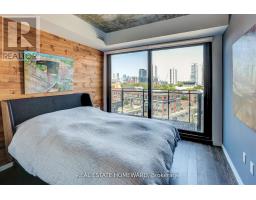 817 - 51 Trolley Crescent, Toronto, ON M5A0E9 Photo 15