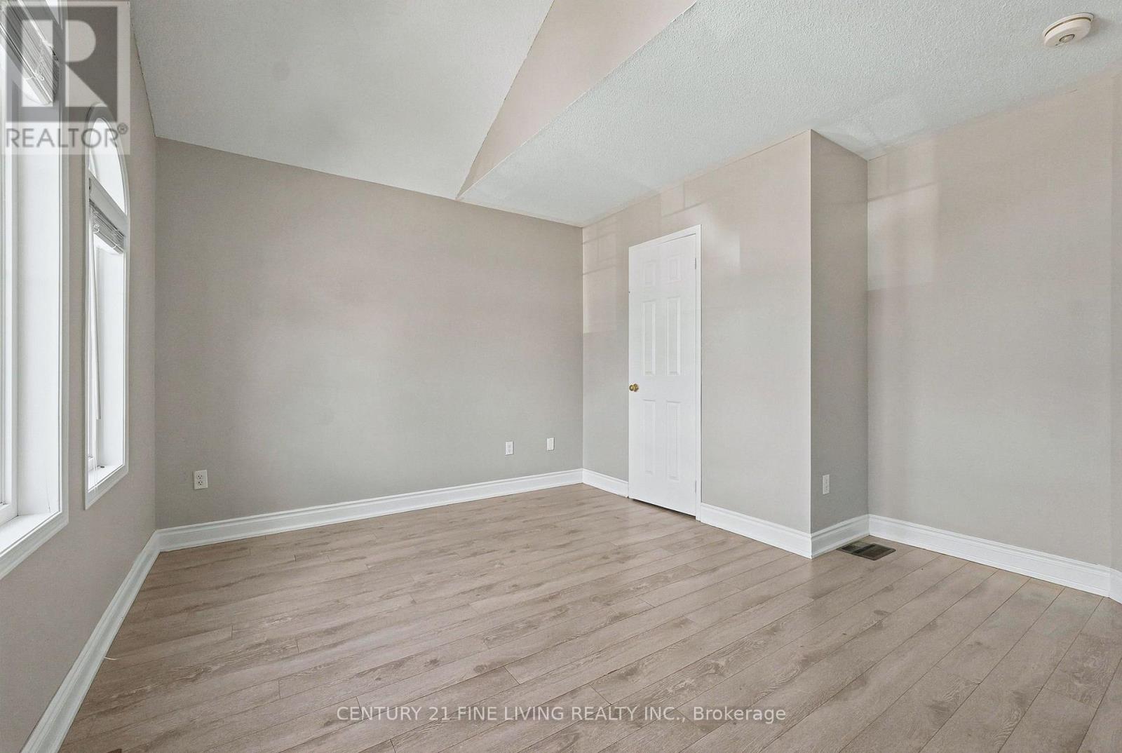 92 GULFBROOK CIRCLE - 23