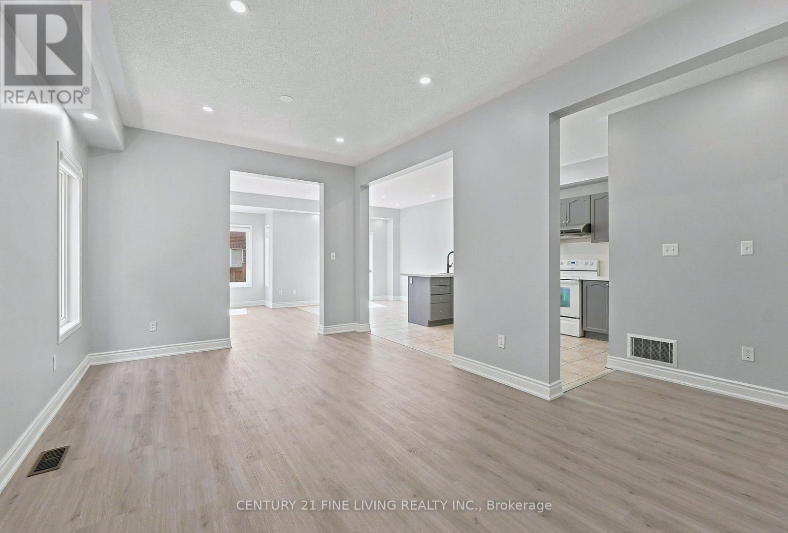 92 GULFBROOK CIRCLE - Image 6
