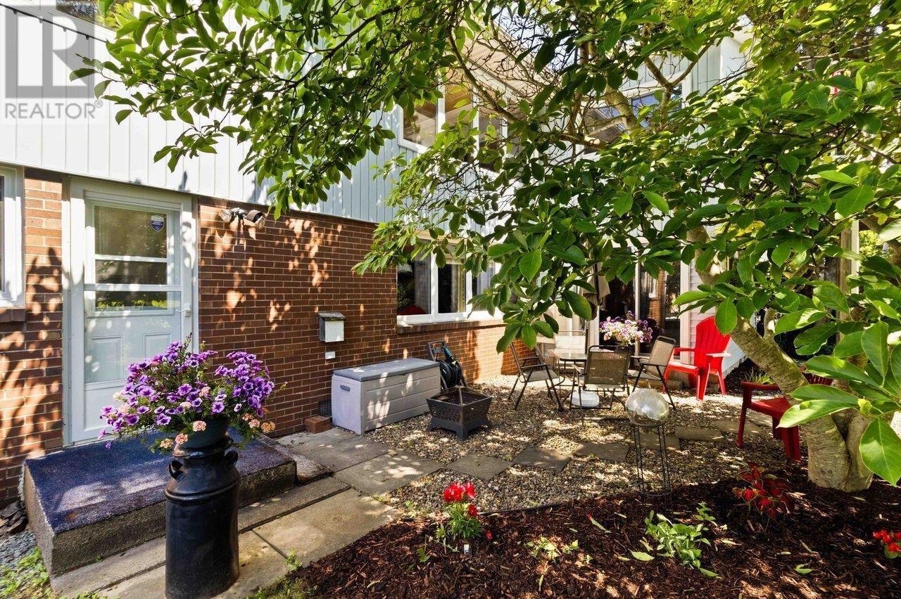 48 Briarwood Crescent - 43
