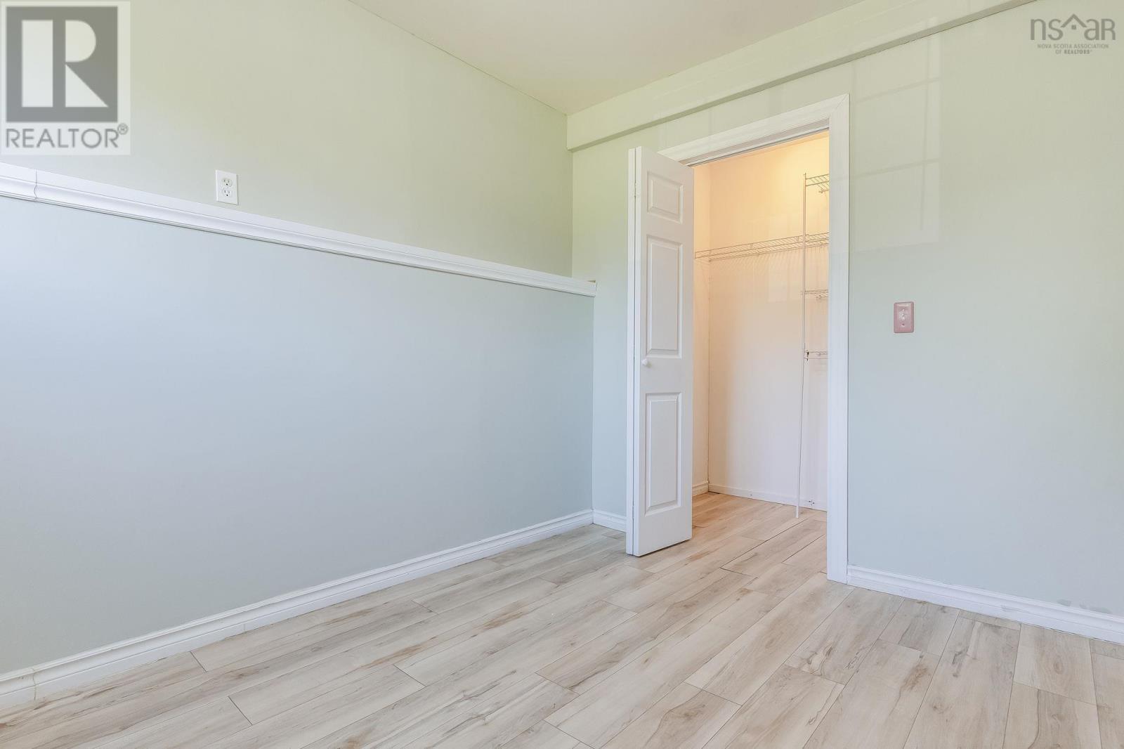 Property 27 of 37 of 2 Minas Street