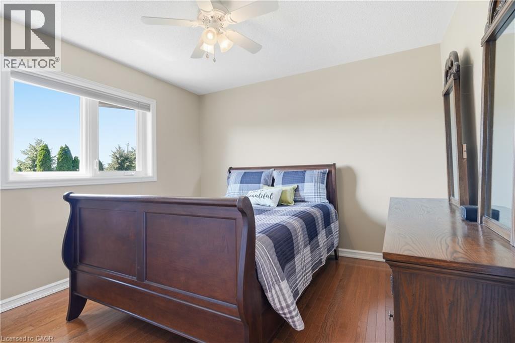 40 DALEMERE Crescent - 19