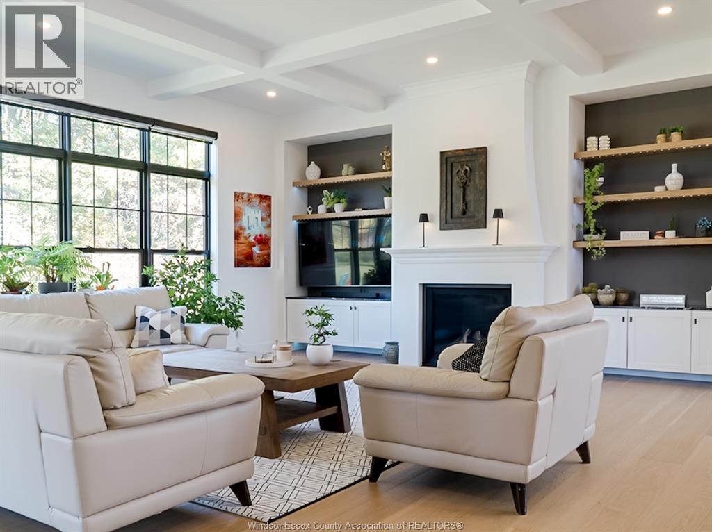 36 YORK BOULEVARD - 4