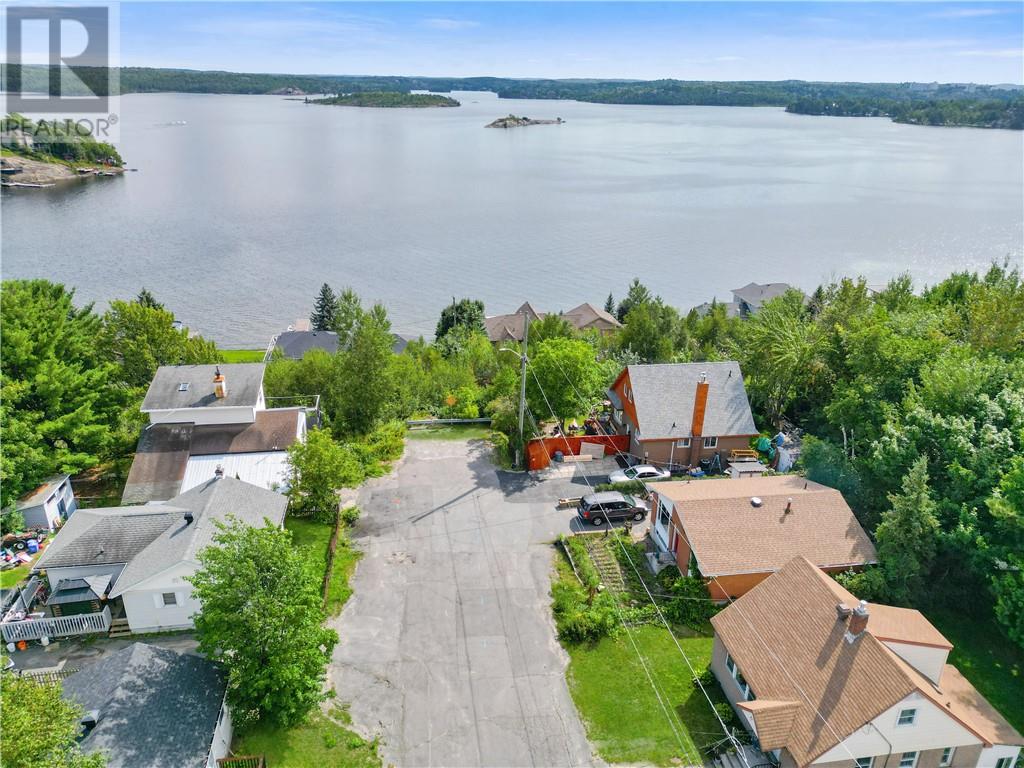 63 St. Denis Street - Image 14