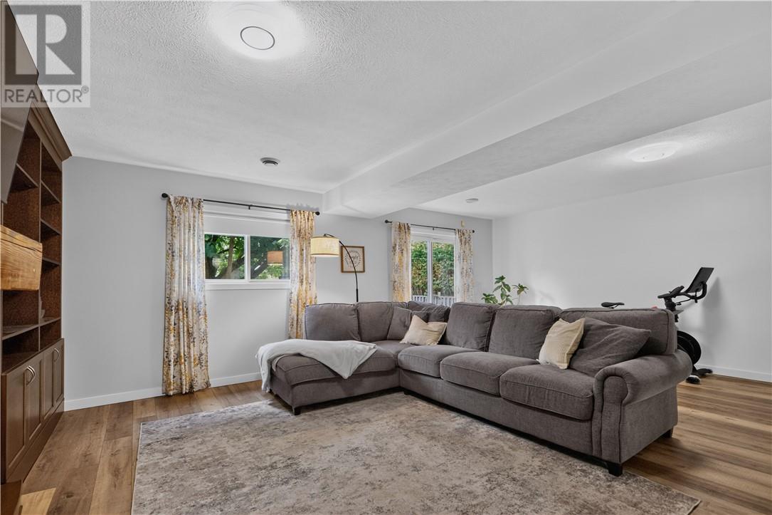 10 Firmin Court - 30