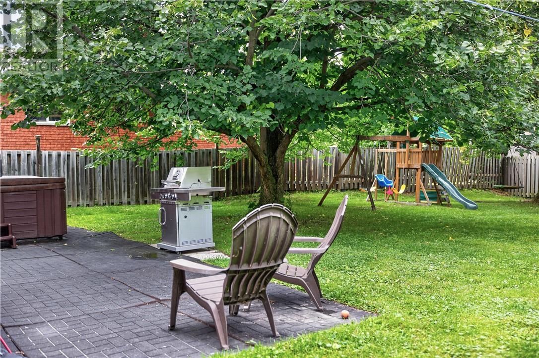 10 Firmin Court - Image 32
