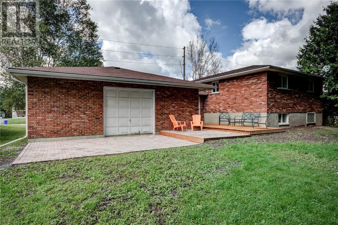 4078 Frost Avenue - Image 25