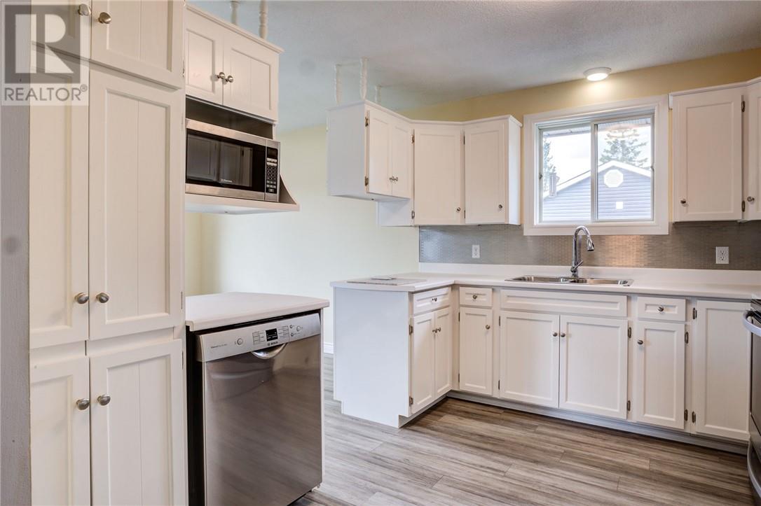 4078 Frost Avenue - 9