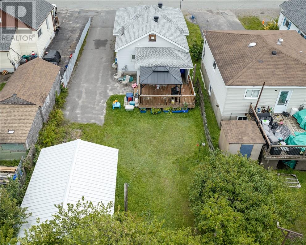 9 Clyde Street - 17