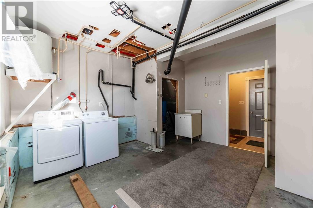 1168 West Bay - Image 38