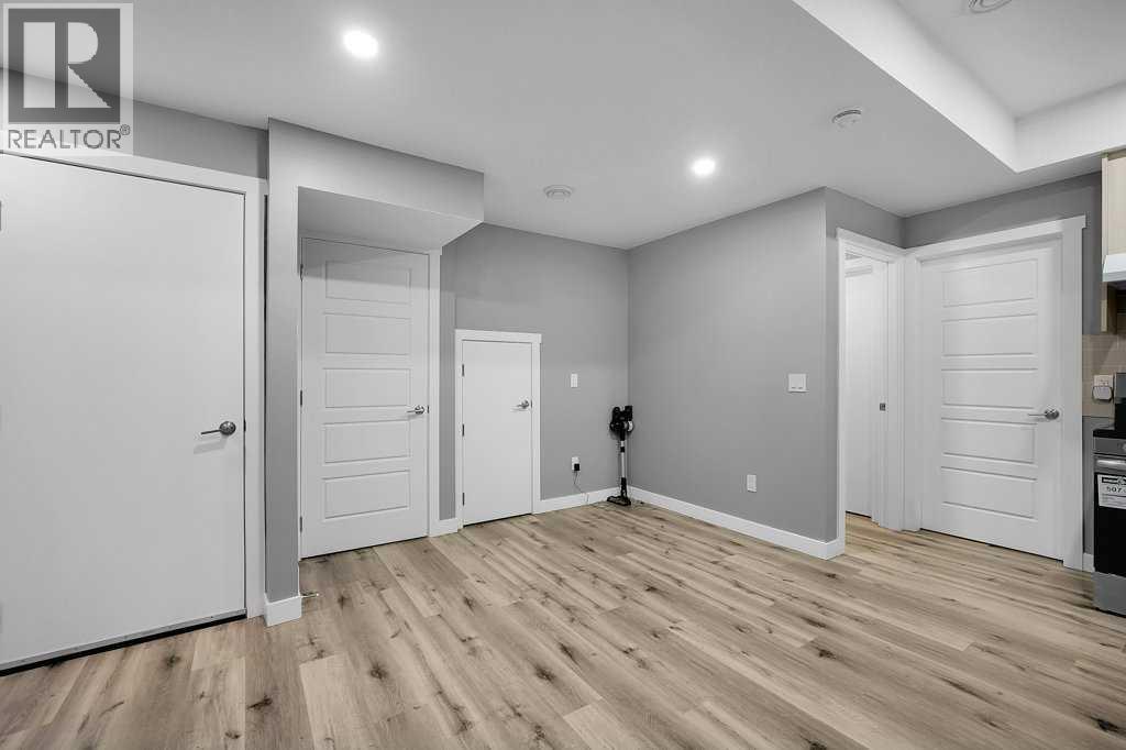 20 Amblefield Avenue NW - 33