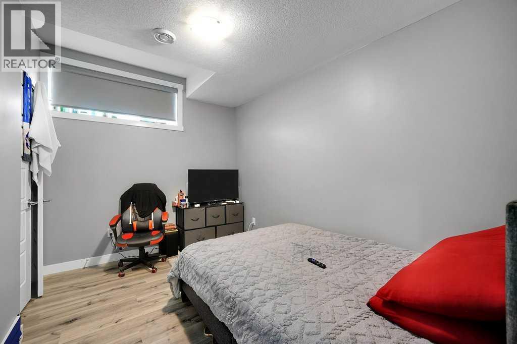 20 Amblefield Avenue NW - 35