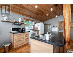 19 Pc Lane, Prince Edward County, ON K0K2T0 Photo 11