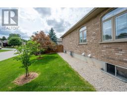 286 Dufferin Street, Central Elgin, ON N0L1B0 Photo 39
