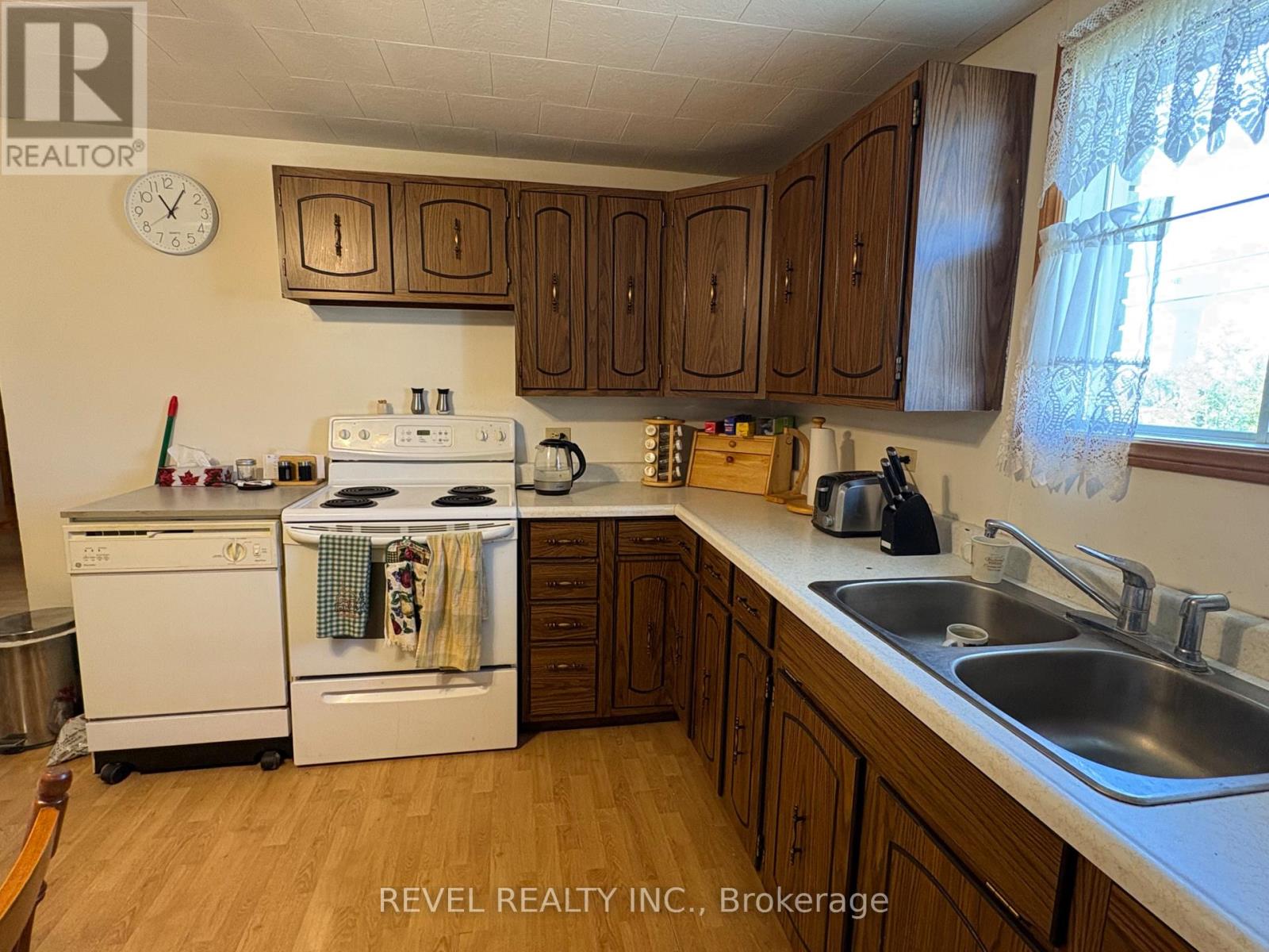 1 CREE ROAD - Image 11