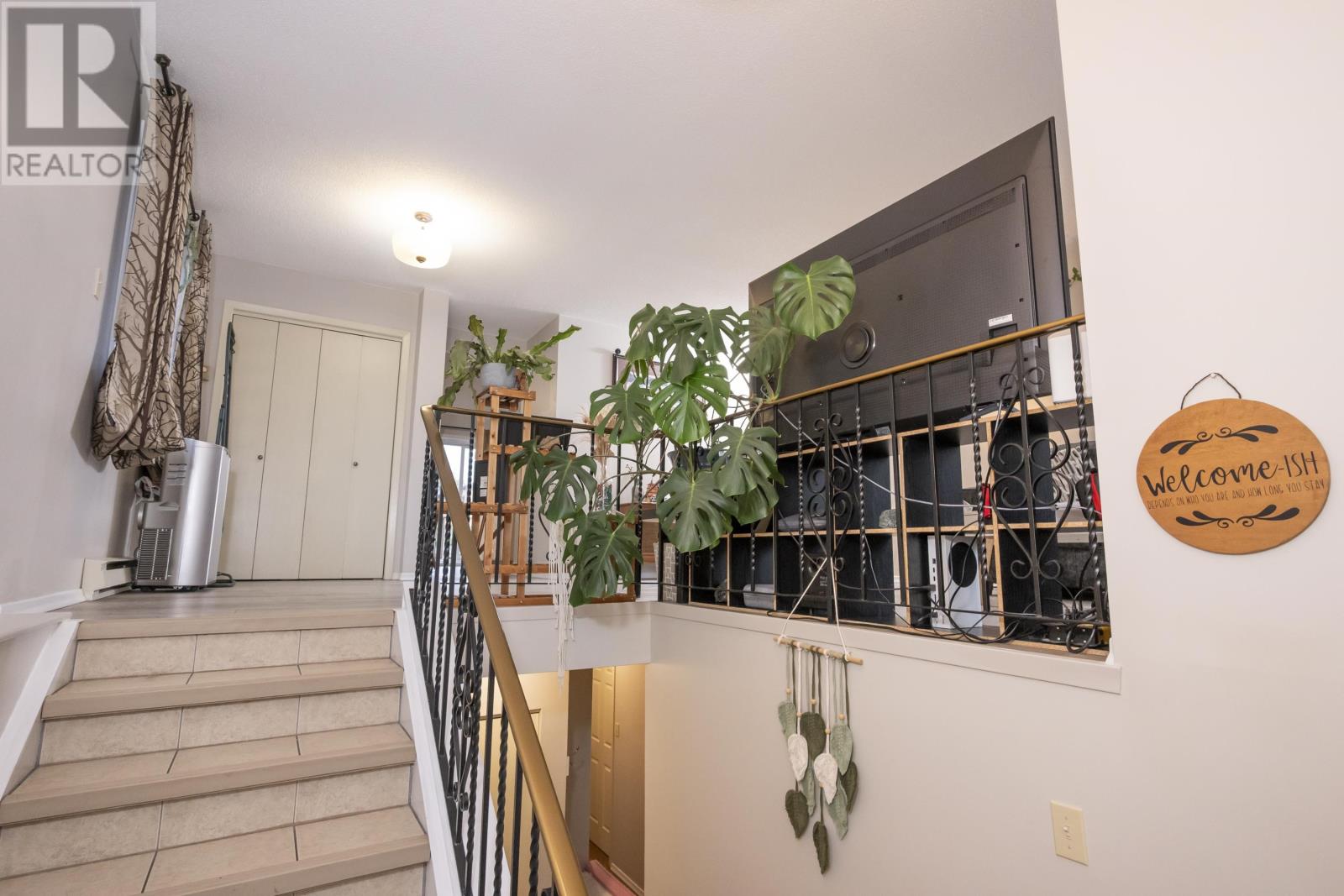 80 Peter ST - 2