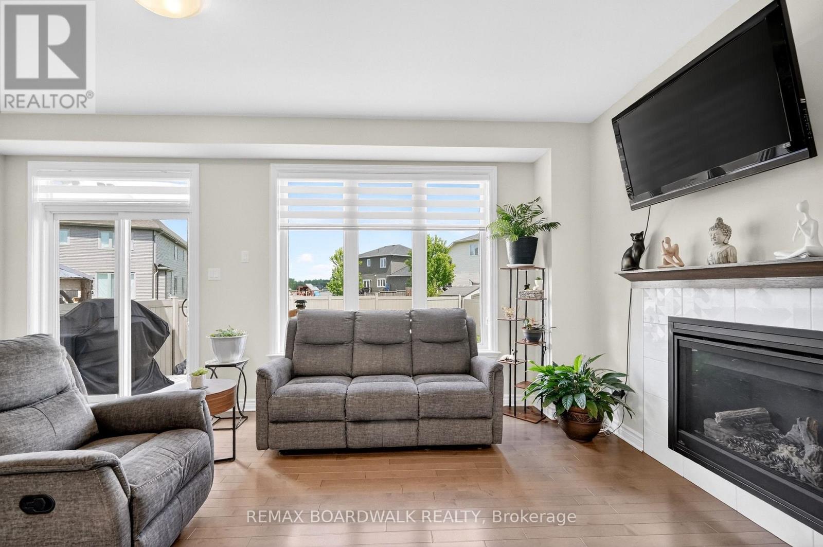 2 DUNCANVILLE STREET - Image 9