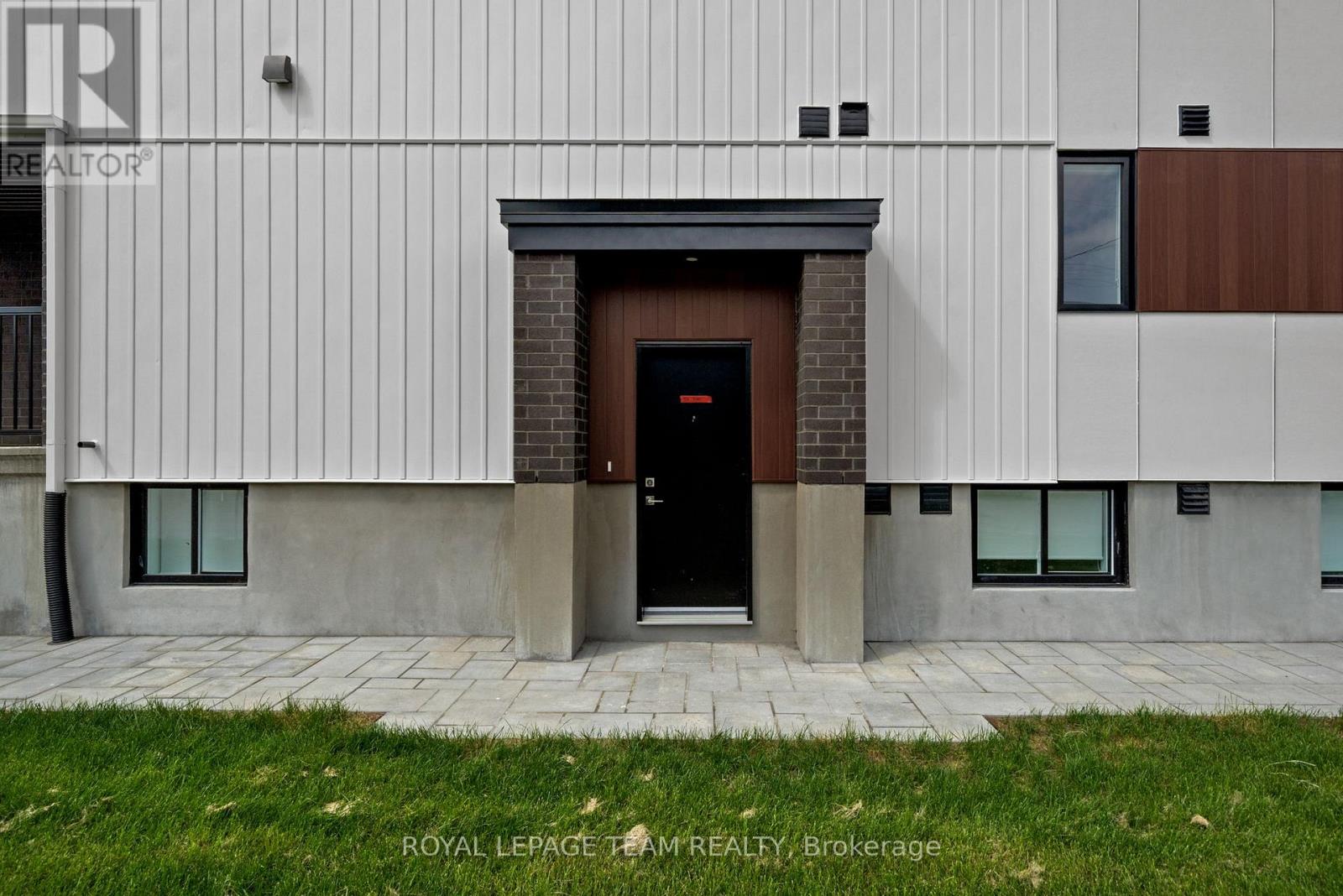 Main Entrance to 1231 C