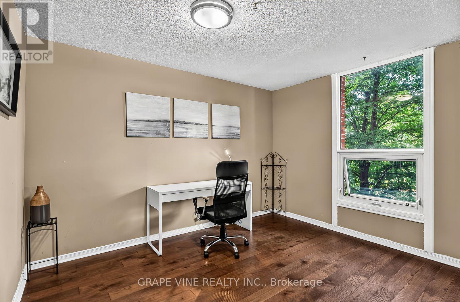 #504 2951 RIVERSIDE DRIVE - Image 16