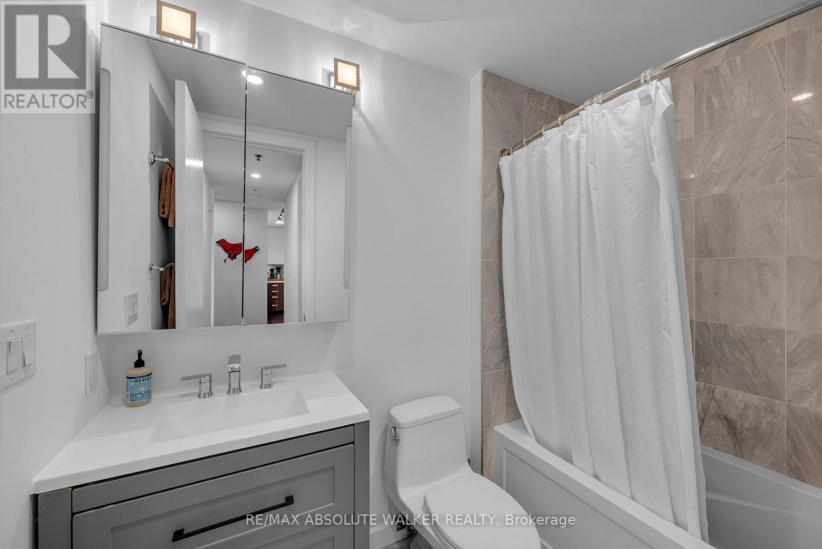 #810 300 LISGAR STREET - Image 15