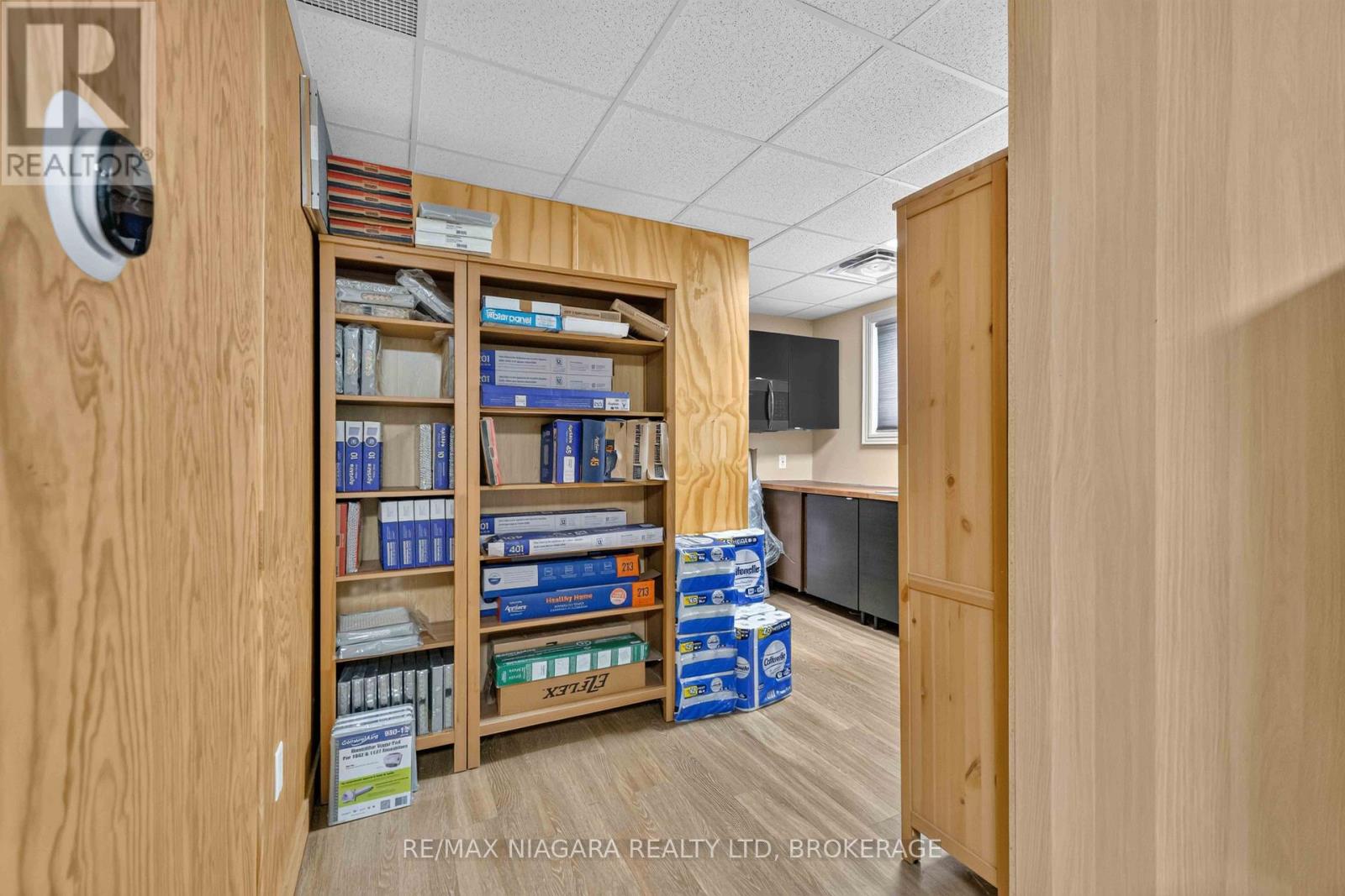 2517 First St Louth Street — photo 19
