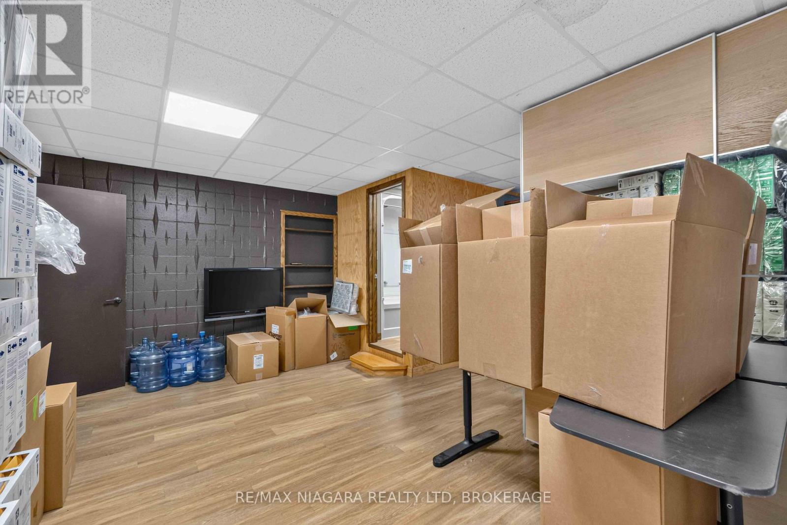 2517 First St Louth Street — photo 22