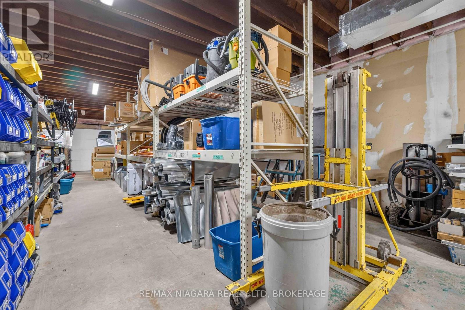 2517 First St Louth Street — photo 31