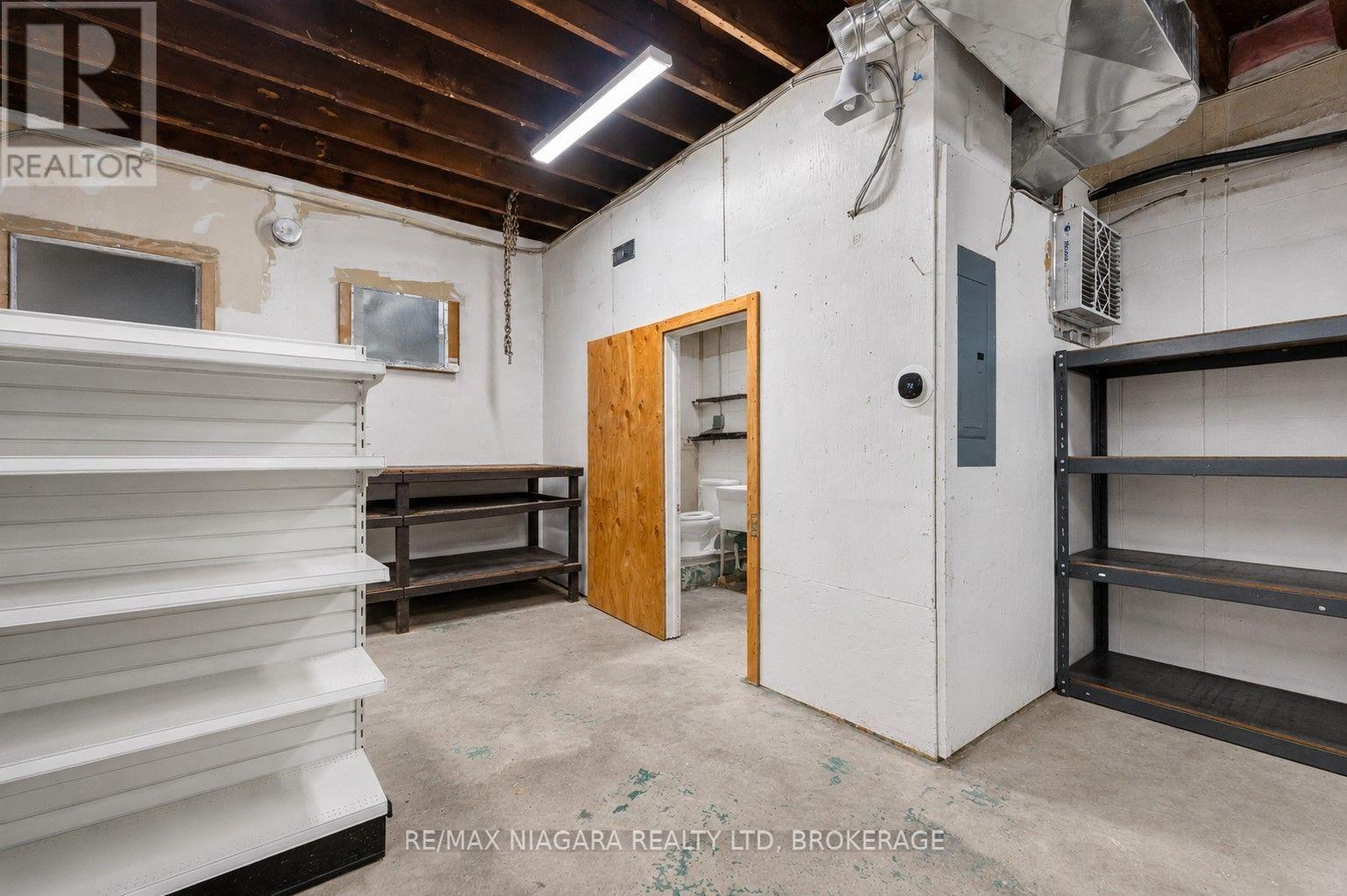 2517 First St Louth Street — photo 33