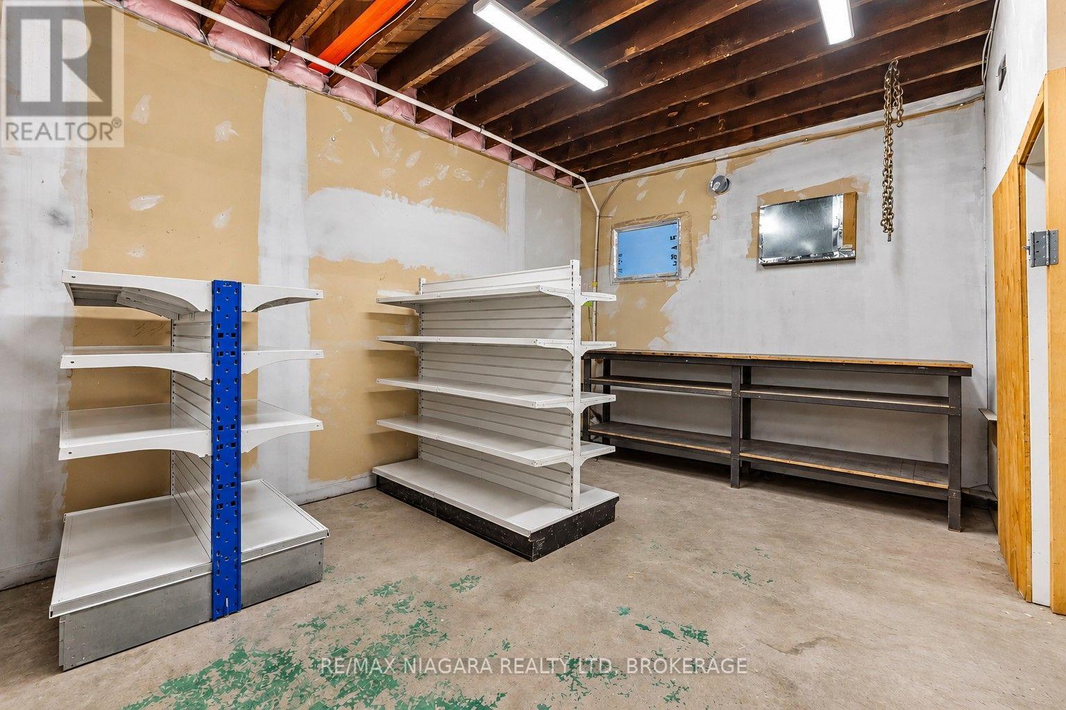 2517 First St Louth Street — photo 34