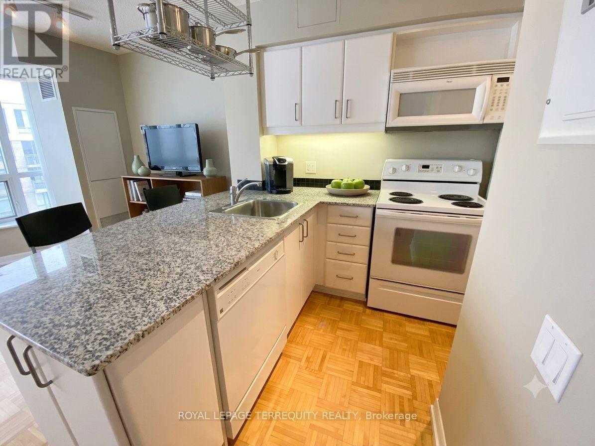 #1009 33 SHEPPARD AVENUE E - 2
