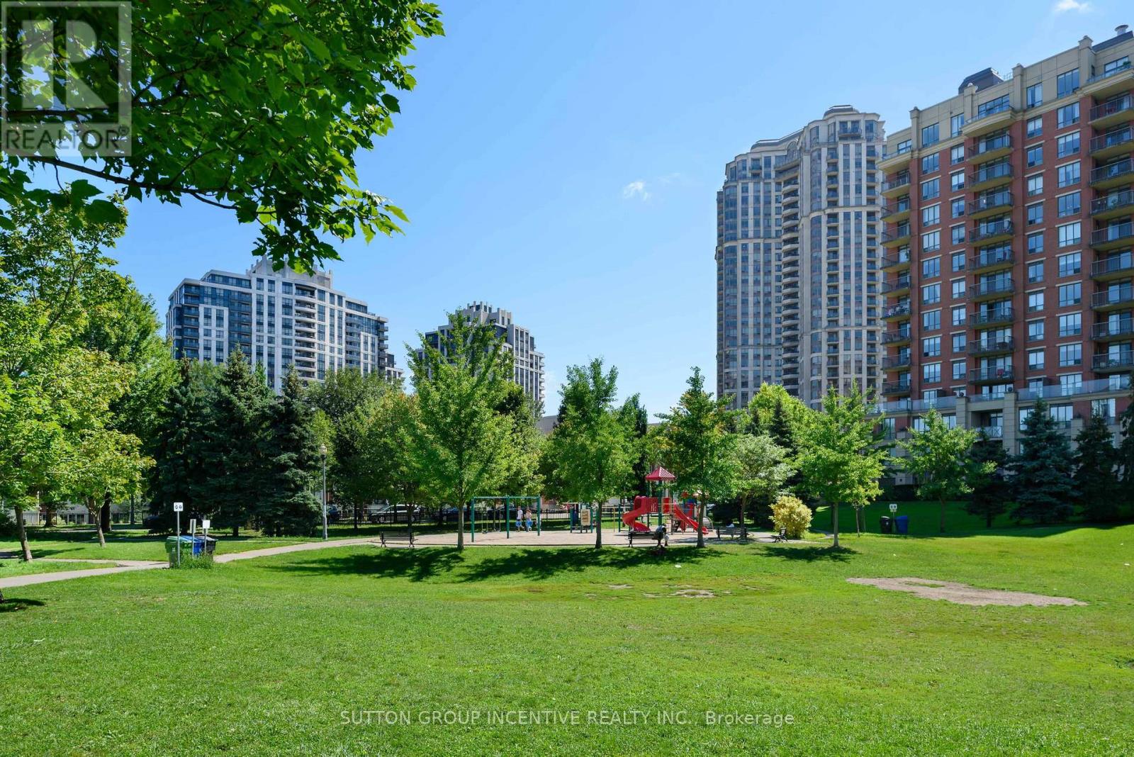 #2409 18 HARRISON GARDEN BOULEVARD - 25