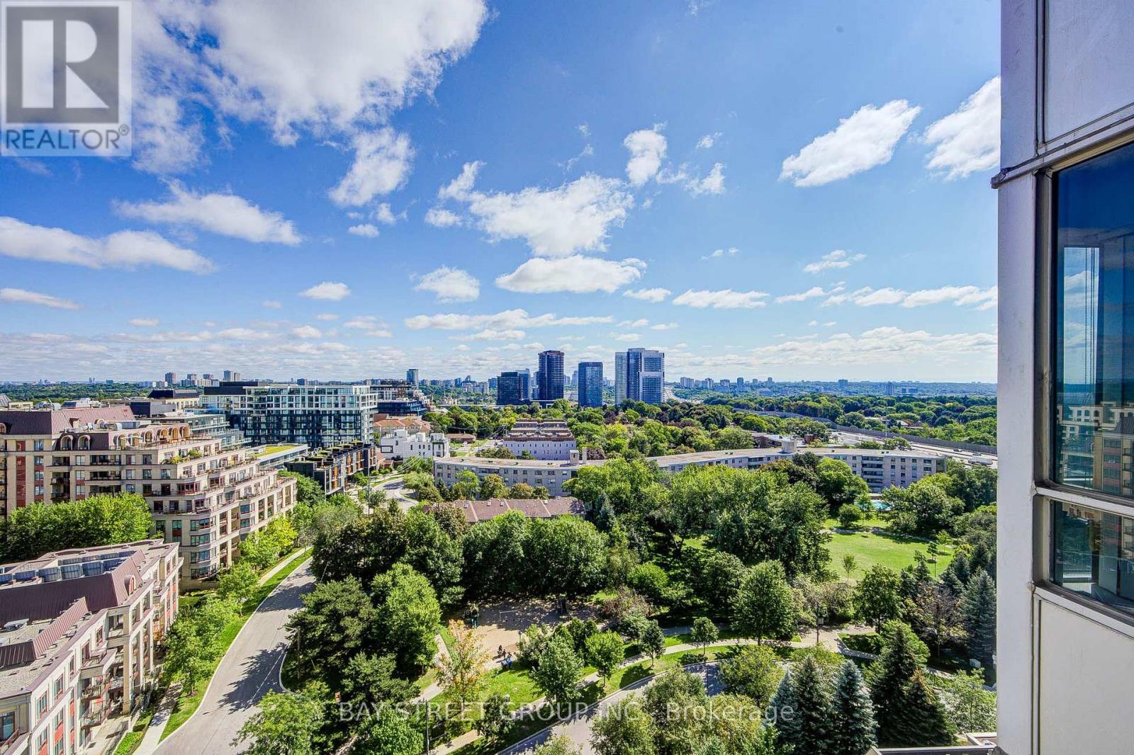 #1505 8 REAN DRIVE - 34