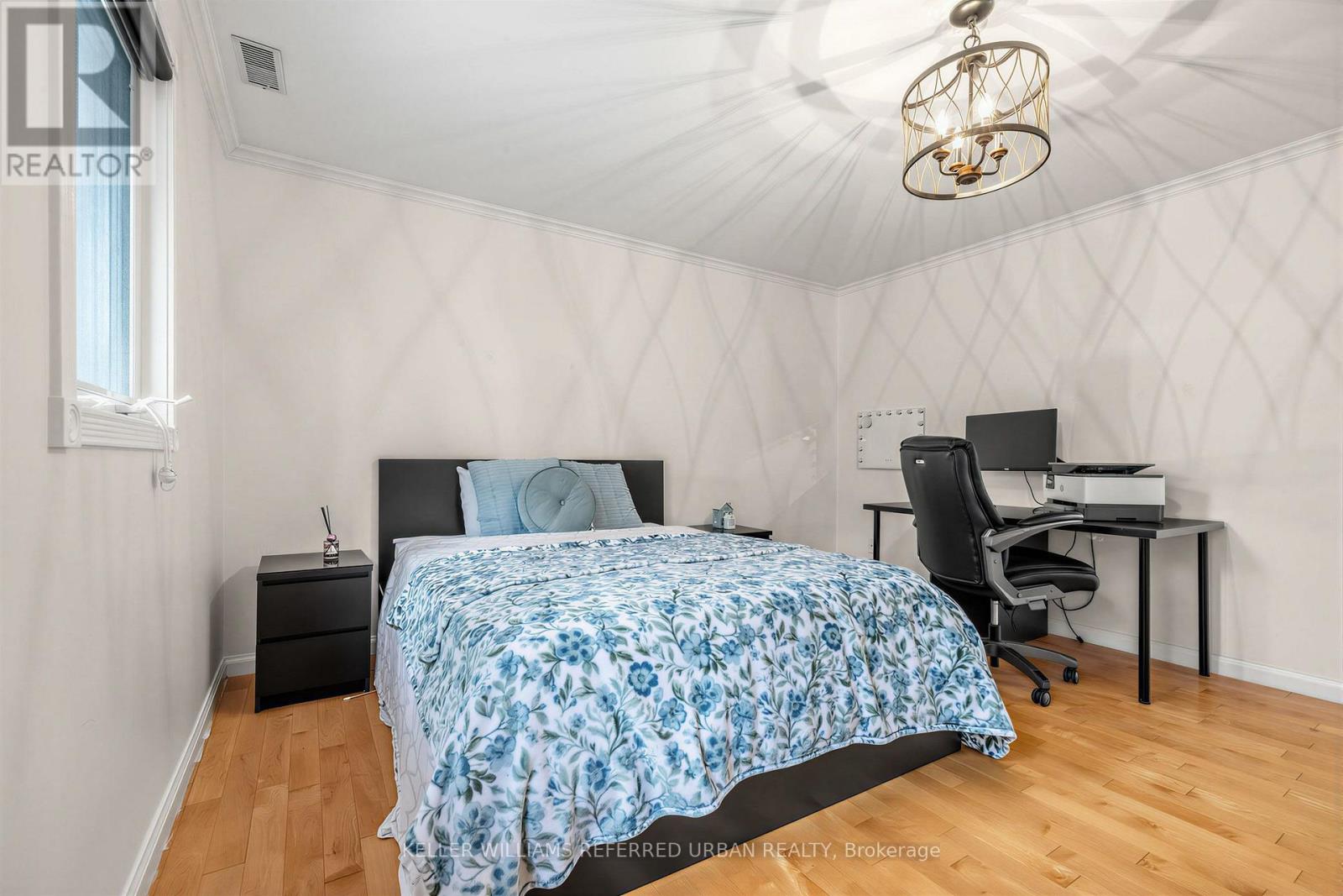 7 CHIPSTEAD ROAD - 25