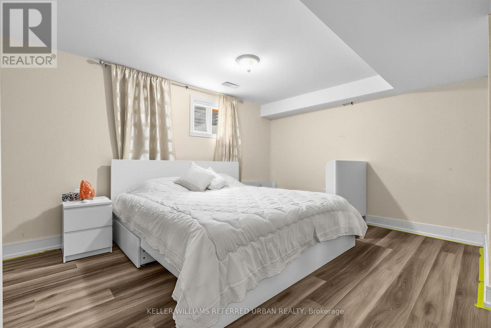 7 CHIPSTEAD ROAD - 32