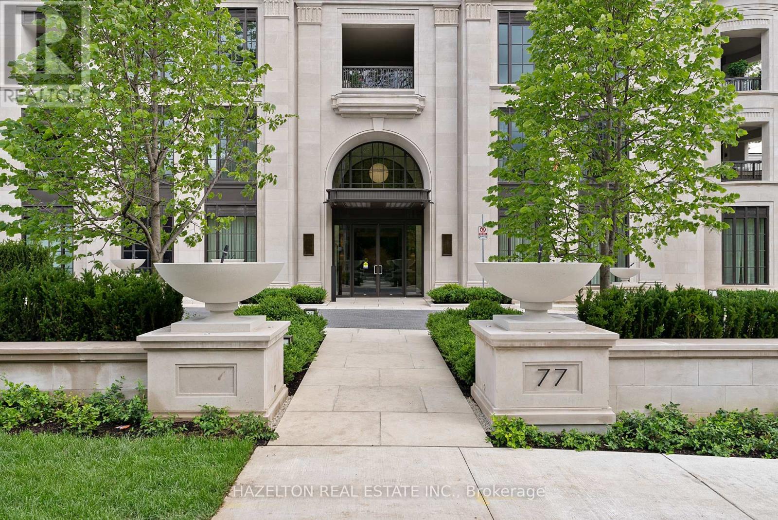 Listing photo of 205 - 77 CLARENDON AVENUE