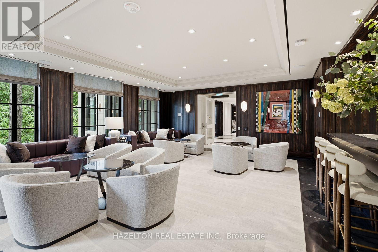 #205 77 CLARENDON AVENUE - Image 29