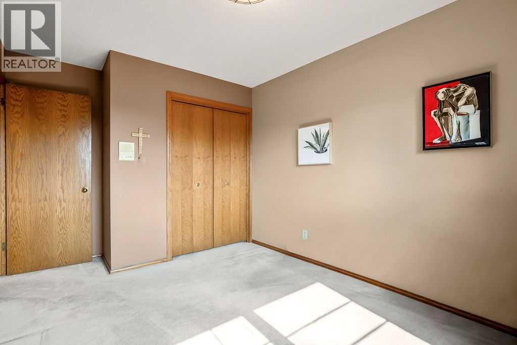208 Hawkview Manor Place NW - 27