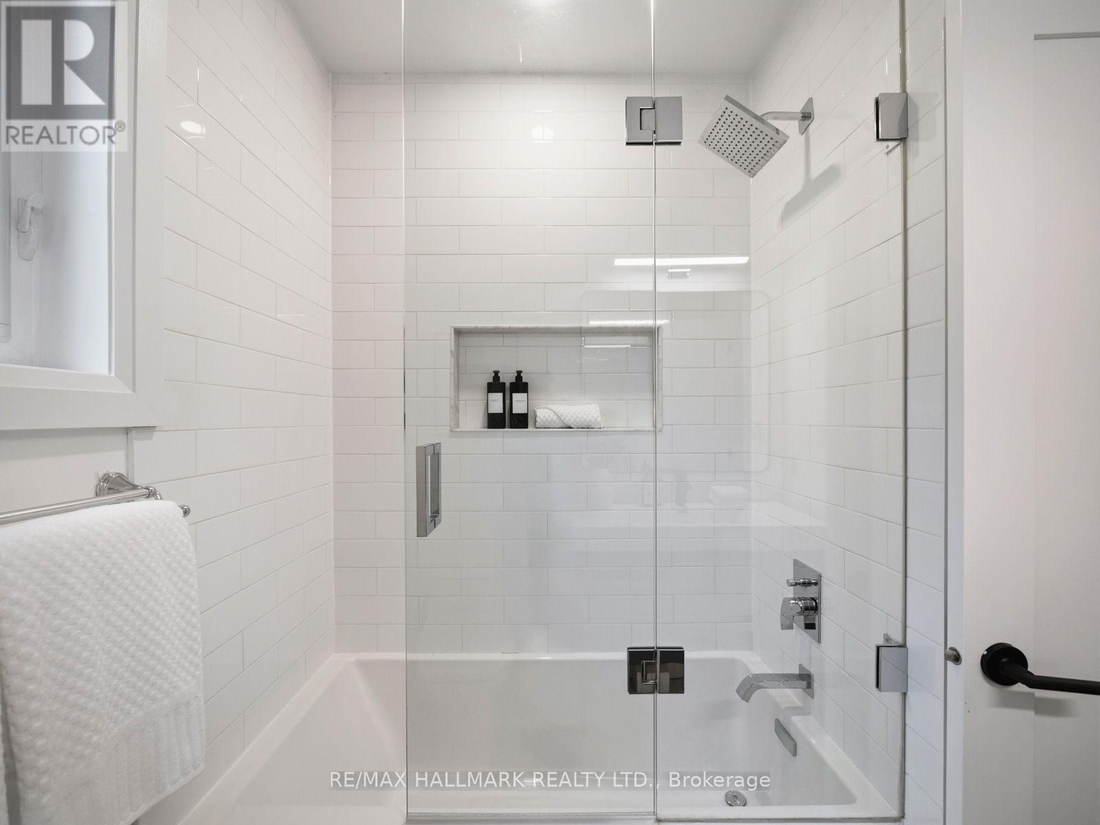 189 GREENWOOD AVENUE - Image 33