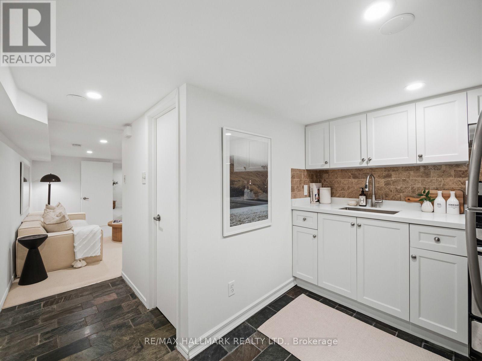 189 GREENWOOD AVENUE - Image 37