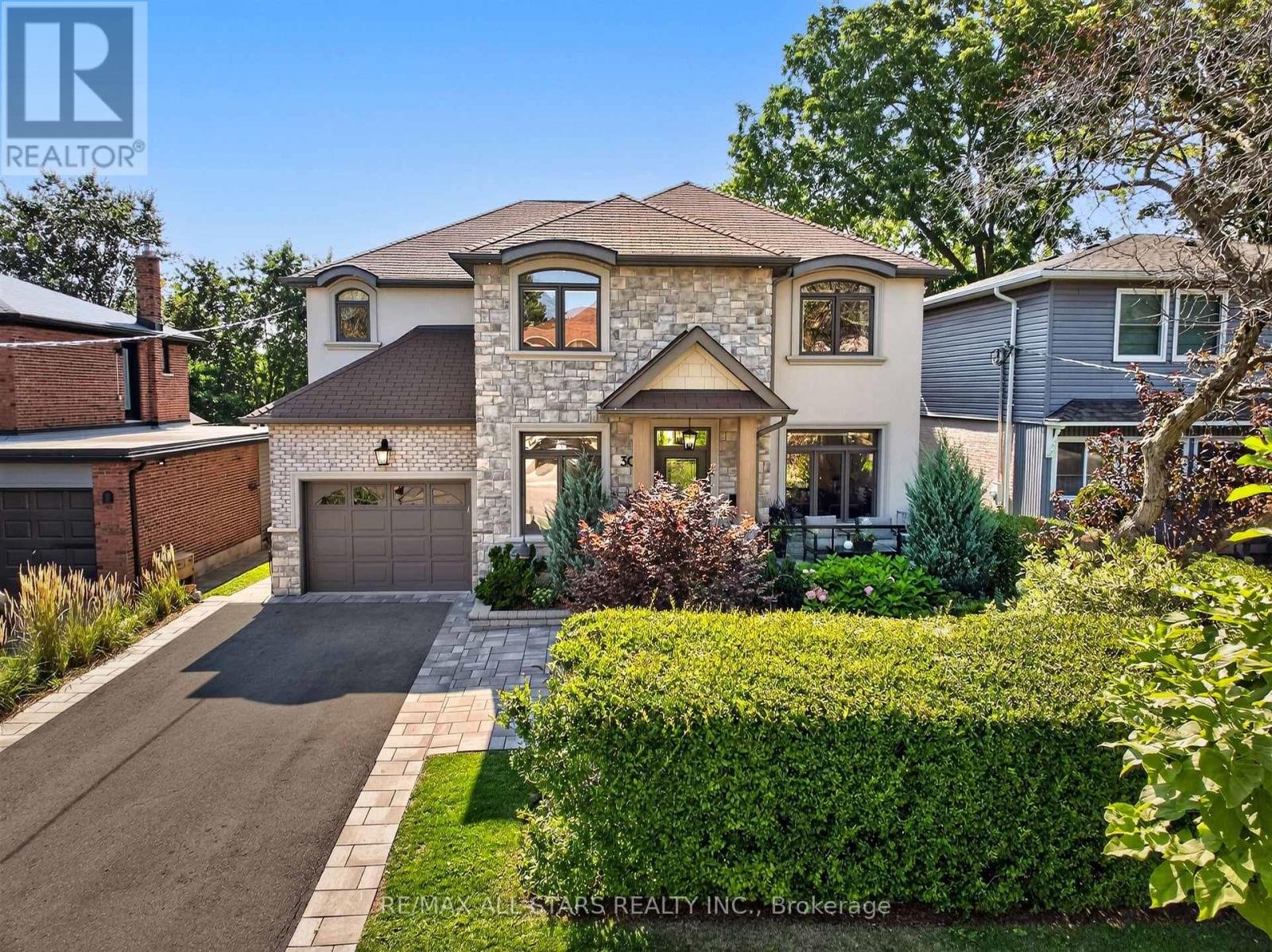 30 ST QUENTIN AVENUE - 1