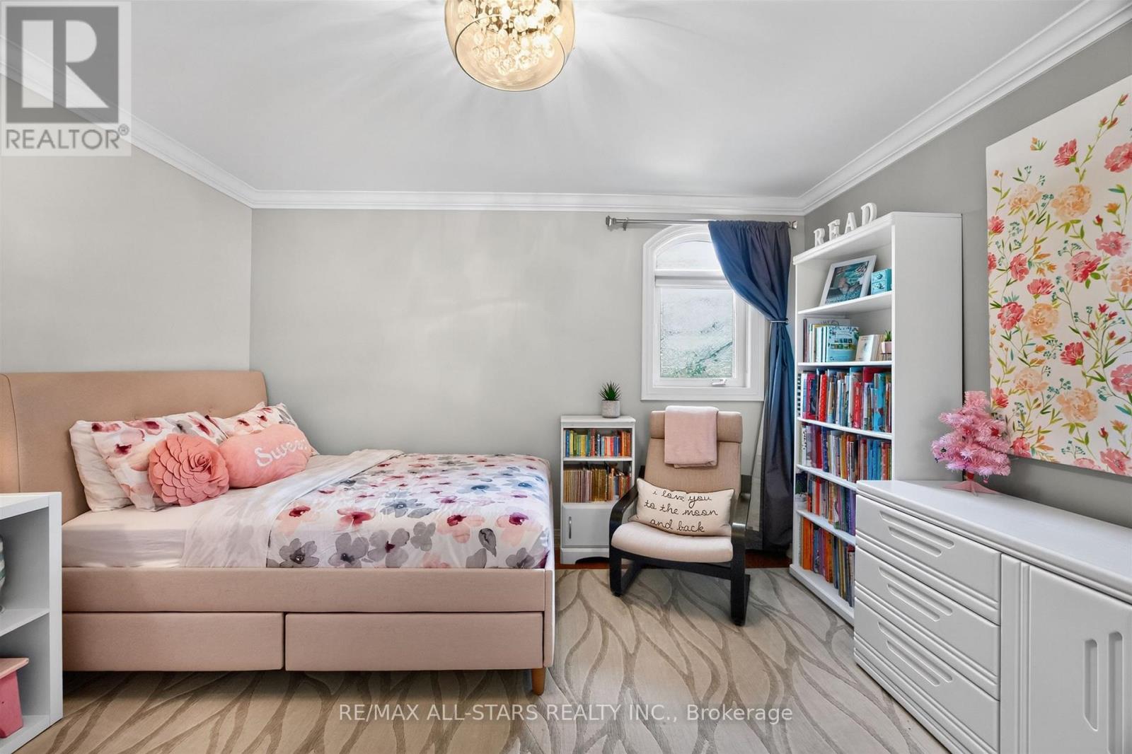30 ST QUENTIN AVENUE - 31