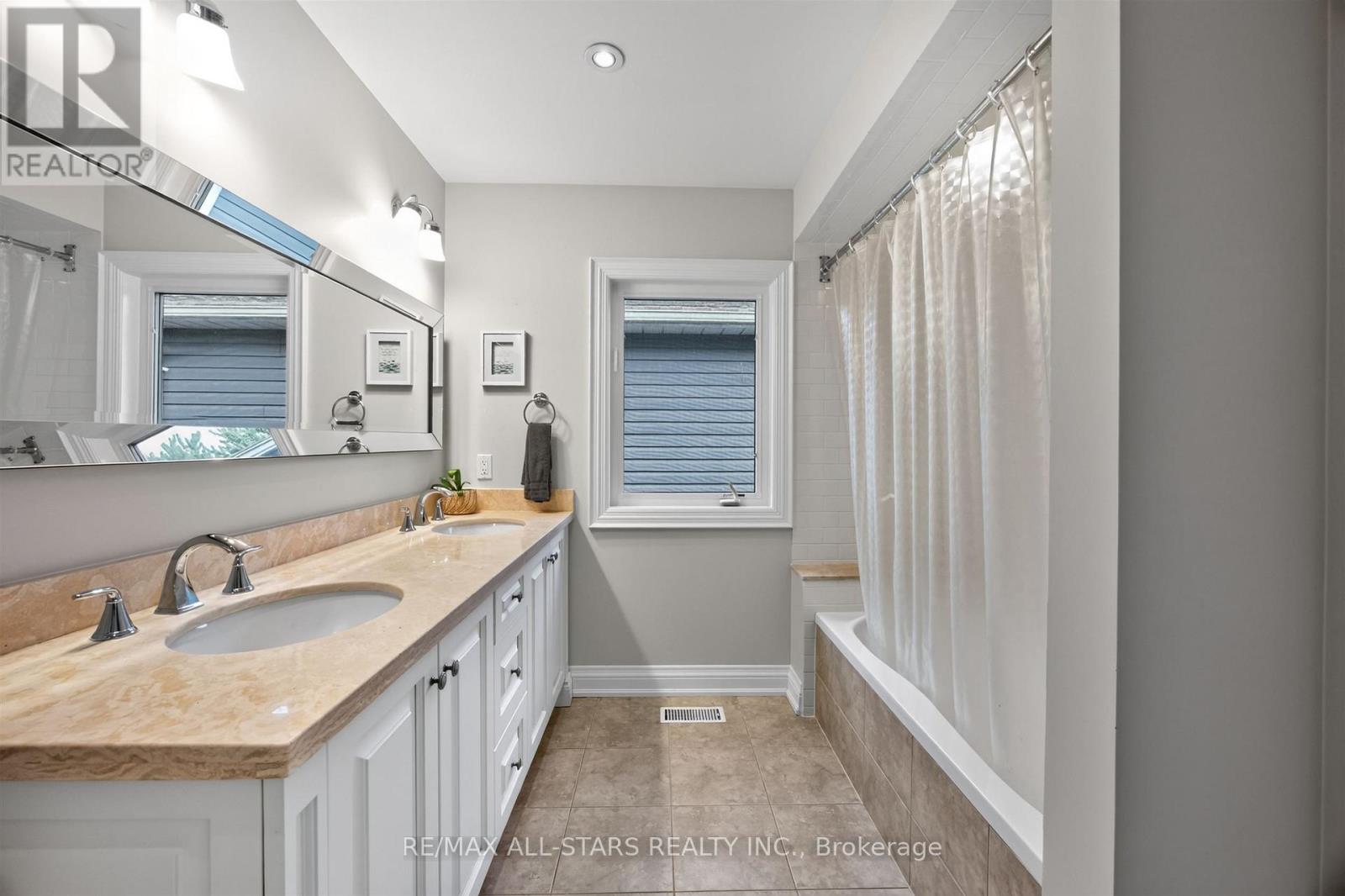 30 ST QUENTIN AVENUE - 35