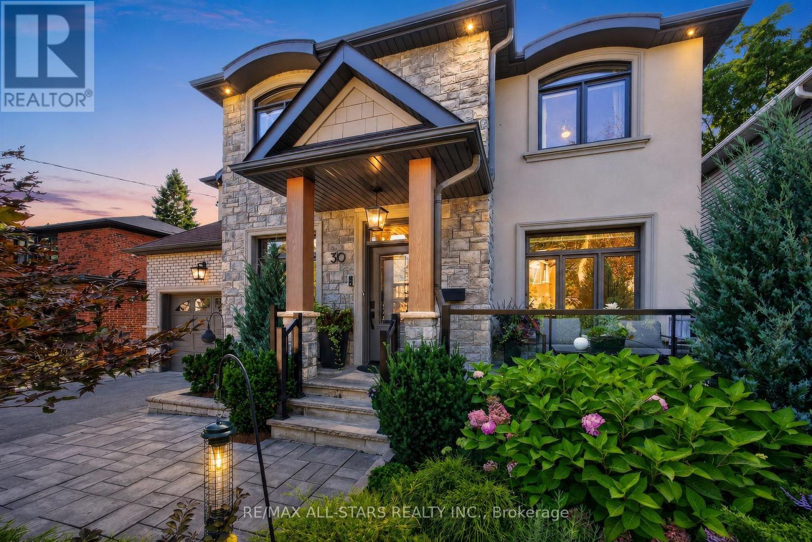 30 ST QUENTIN AVENUE - 4