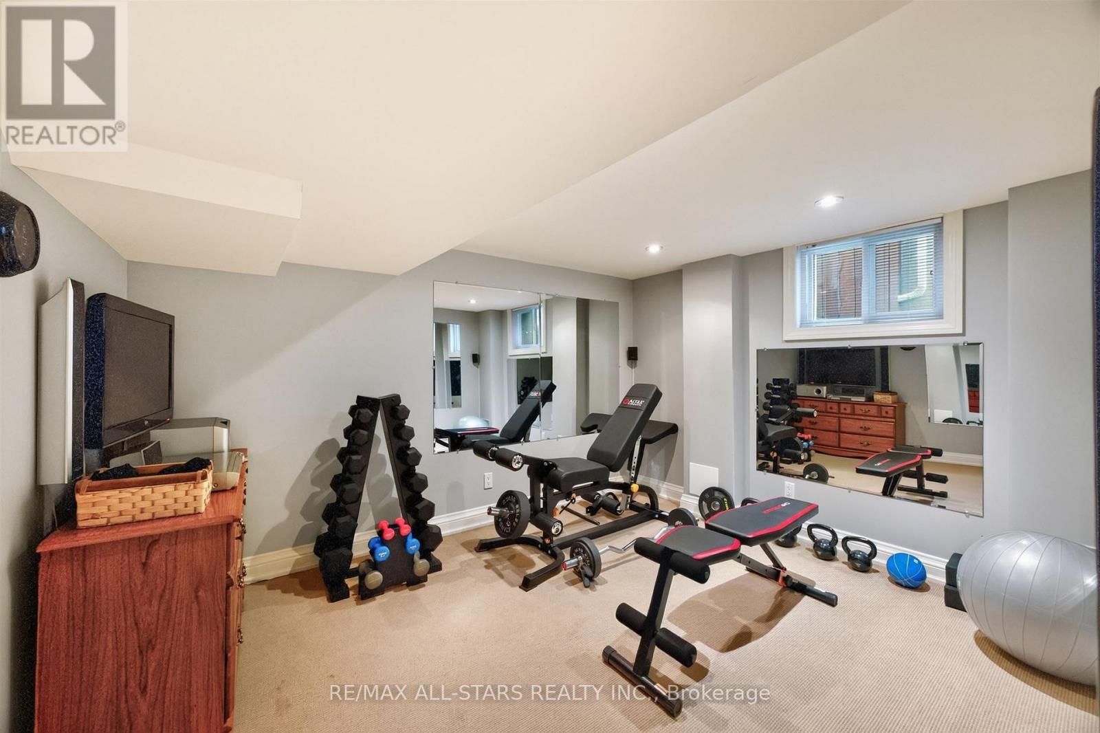 30 ST QUENTIN AVENUE - Image 40