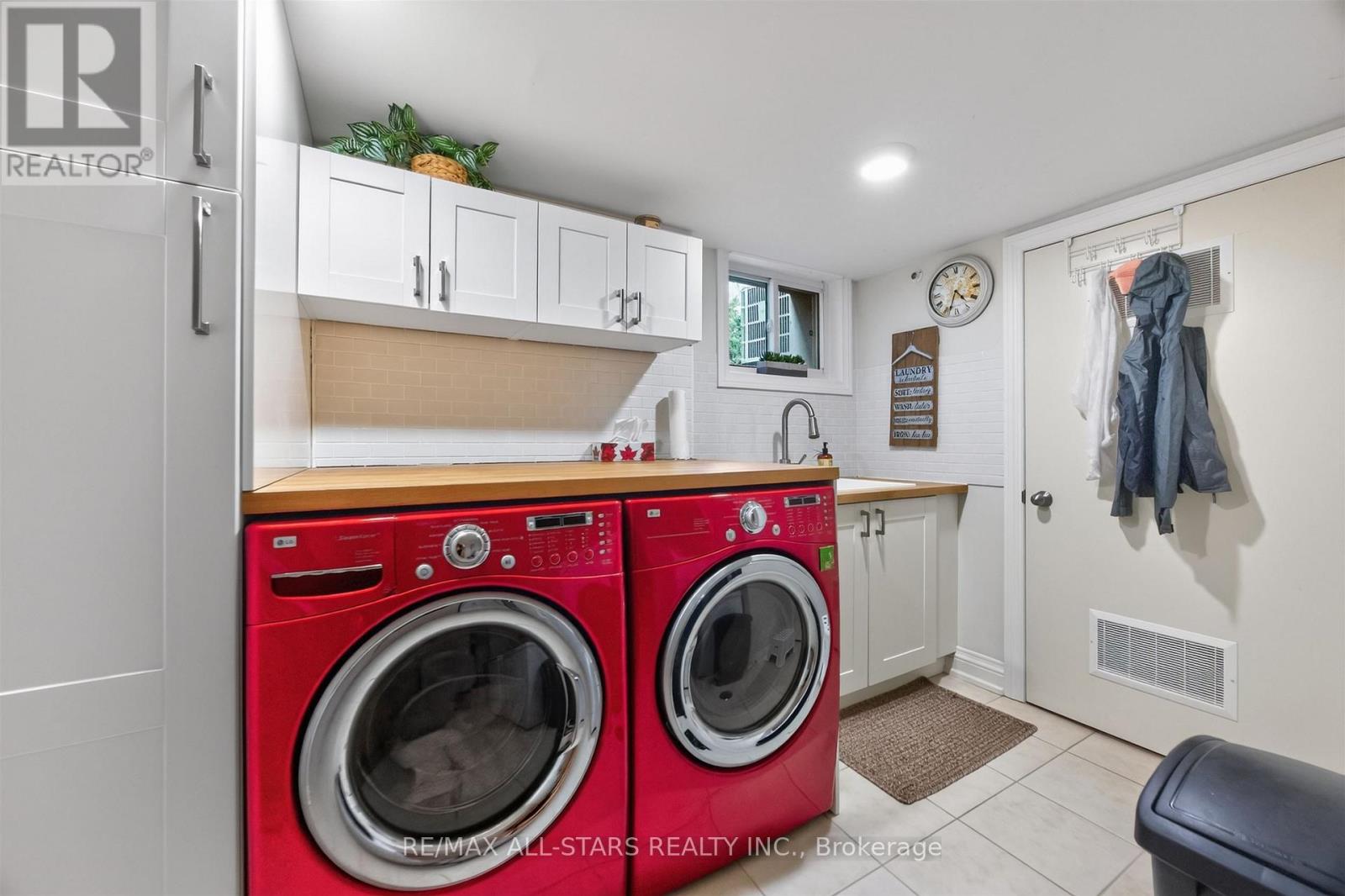 30 ST QUENTIN AVENUE - 41