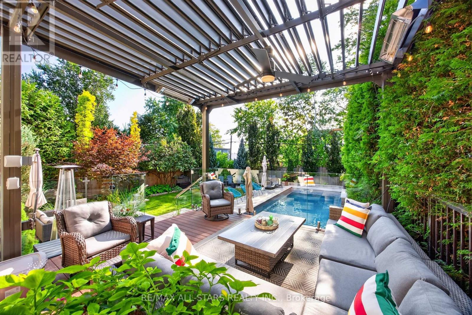 30 ST QUENTIN AVENUE - 43