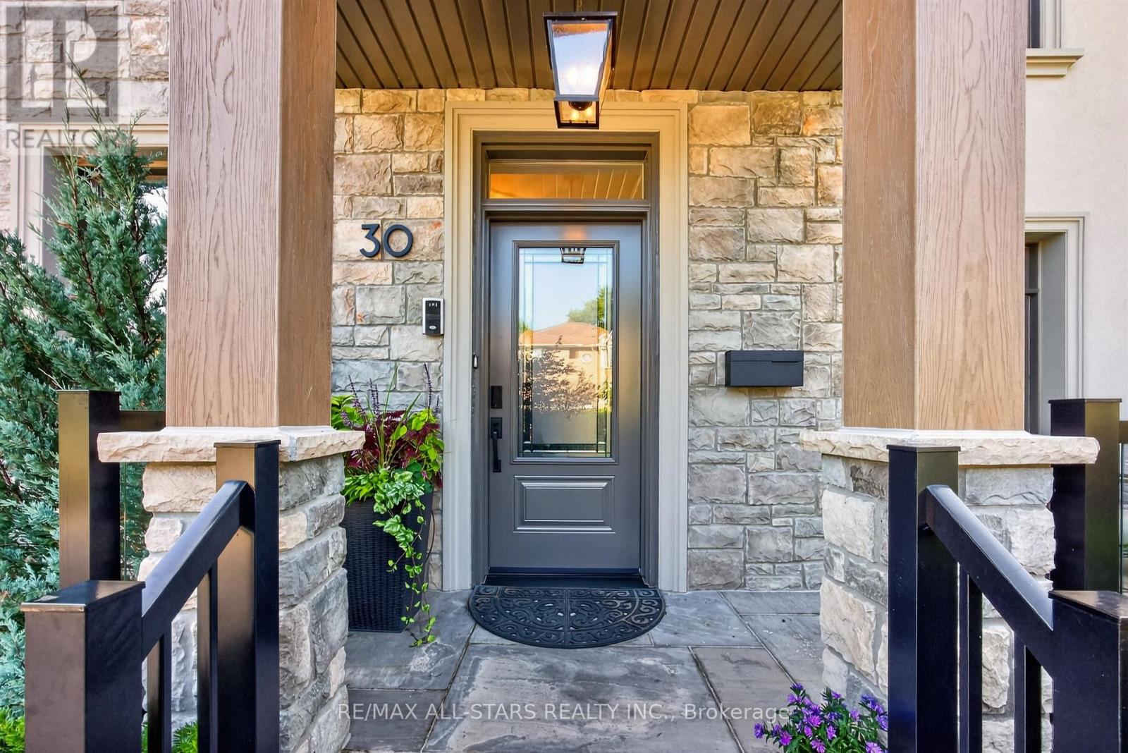 30 ST QUENTIN AVENUE - 5