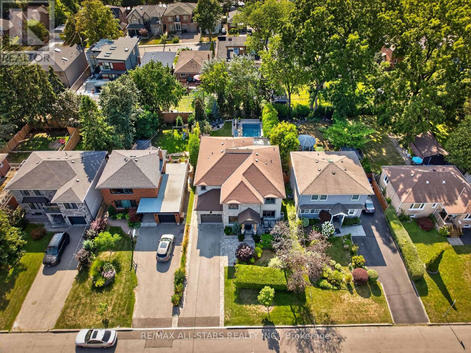 30 ST QUENTIN AVENUE - 6